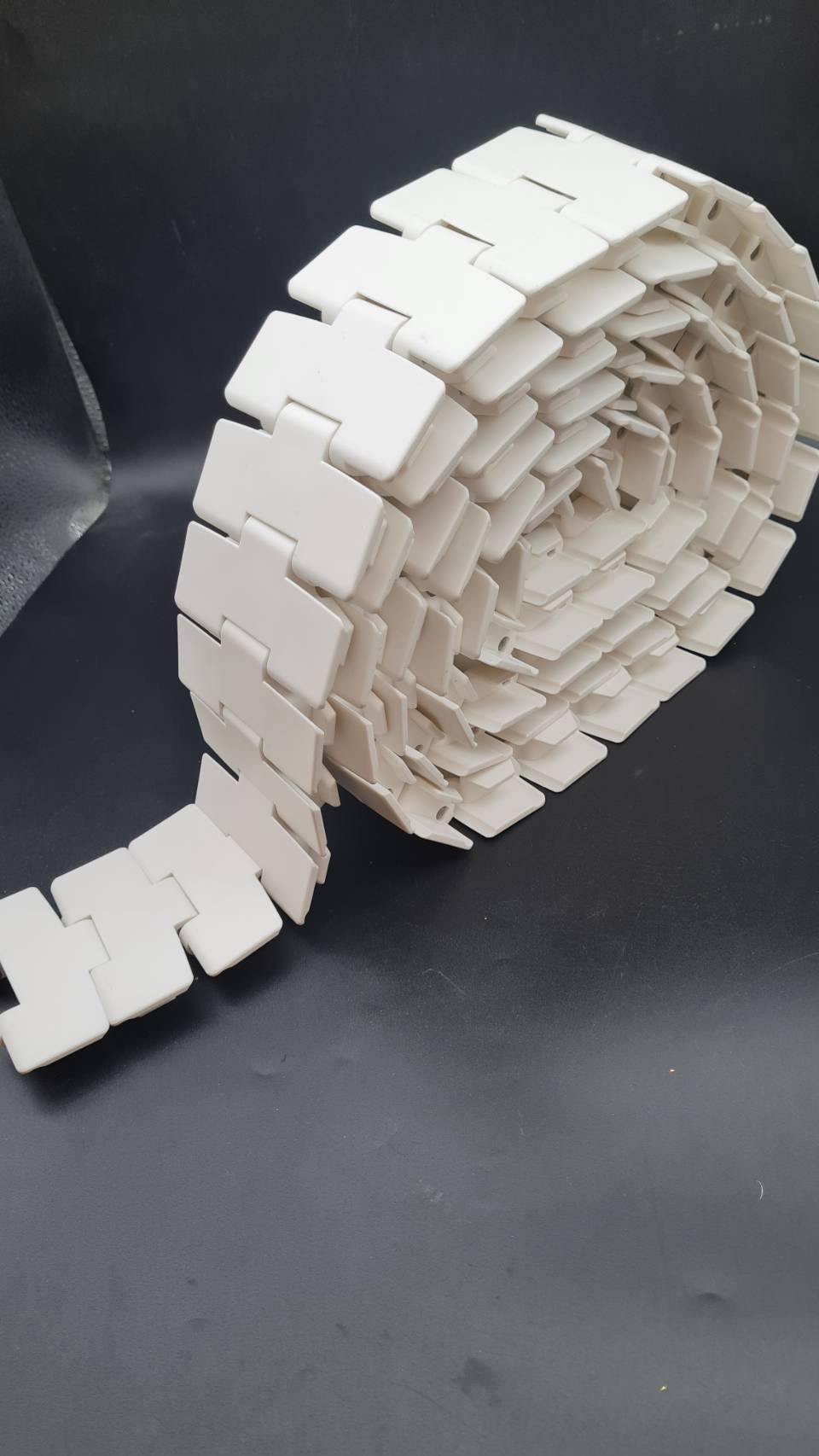 880-K325TAB PP curve top chain Polypropylene ความกว้าง 82.5 mm สายพาน ...
