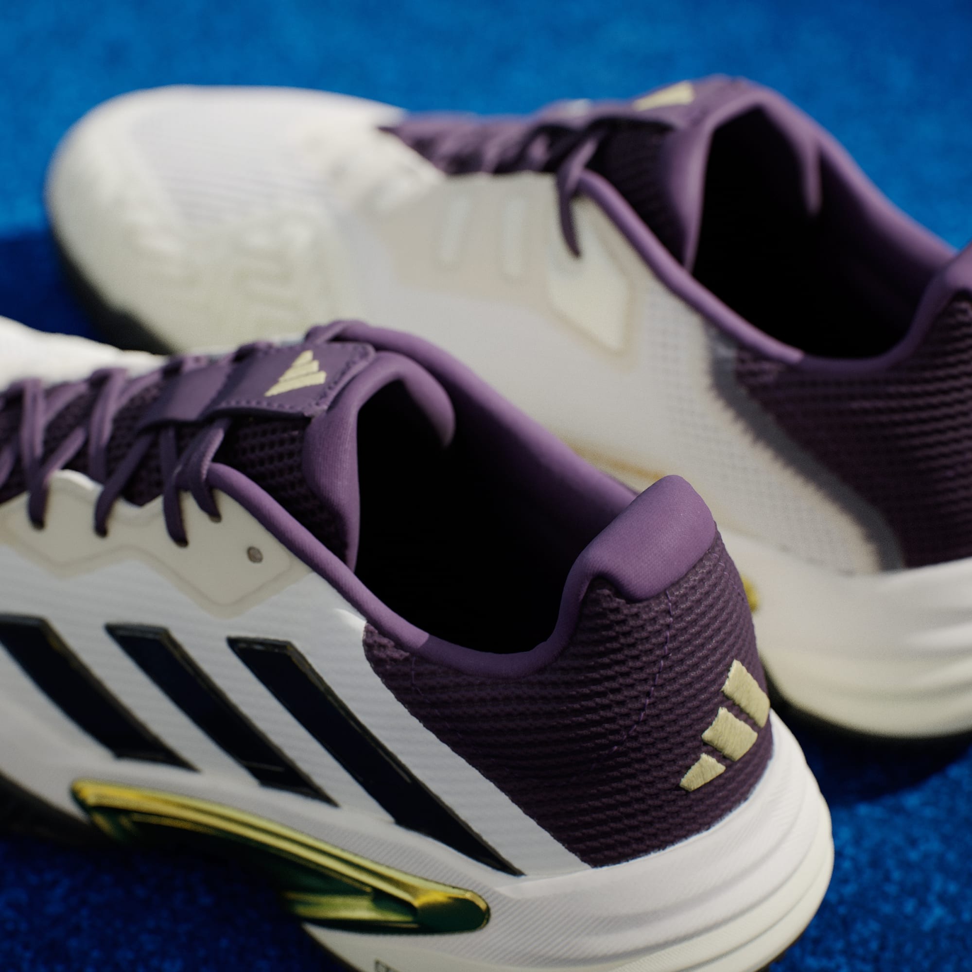 Adidas รองเท้าเทนนิสผู้ชาย Barricade 13 | Core White/Core Black/Aurora ...