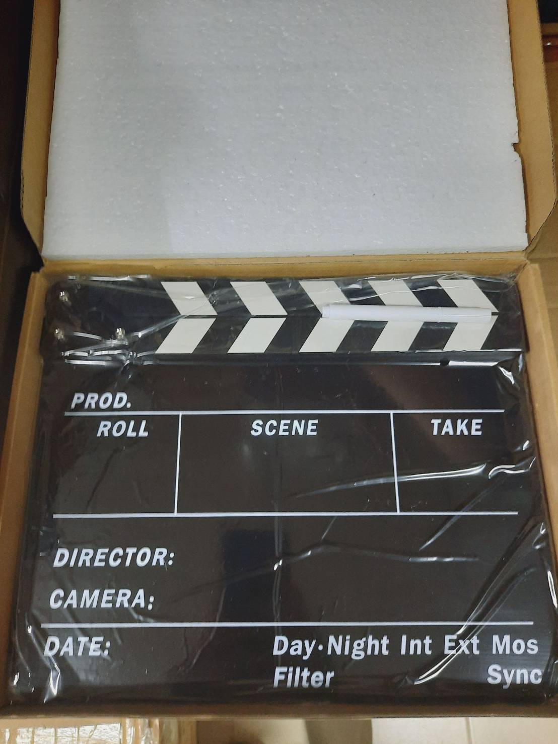 FILM SLATE FOR VIDEO / MOVIE FILM PRODUCTIONS (DIRECTOR CARD) กระดานสเล ...
