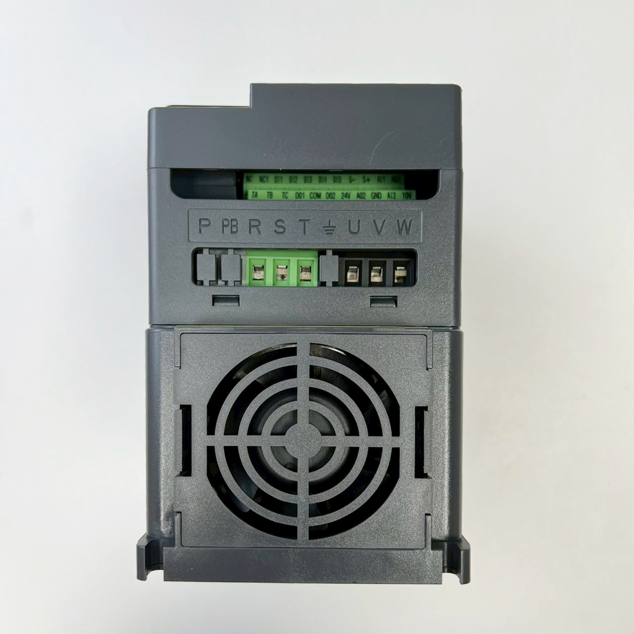 M-DRIVER VFD Inverter 4.0KW 220V 1PH 18A (220v) อินเวอร์เตอร์ปรับรอบ ...