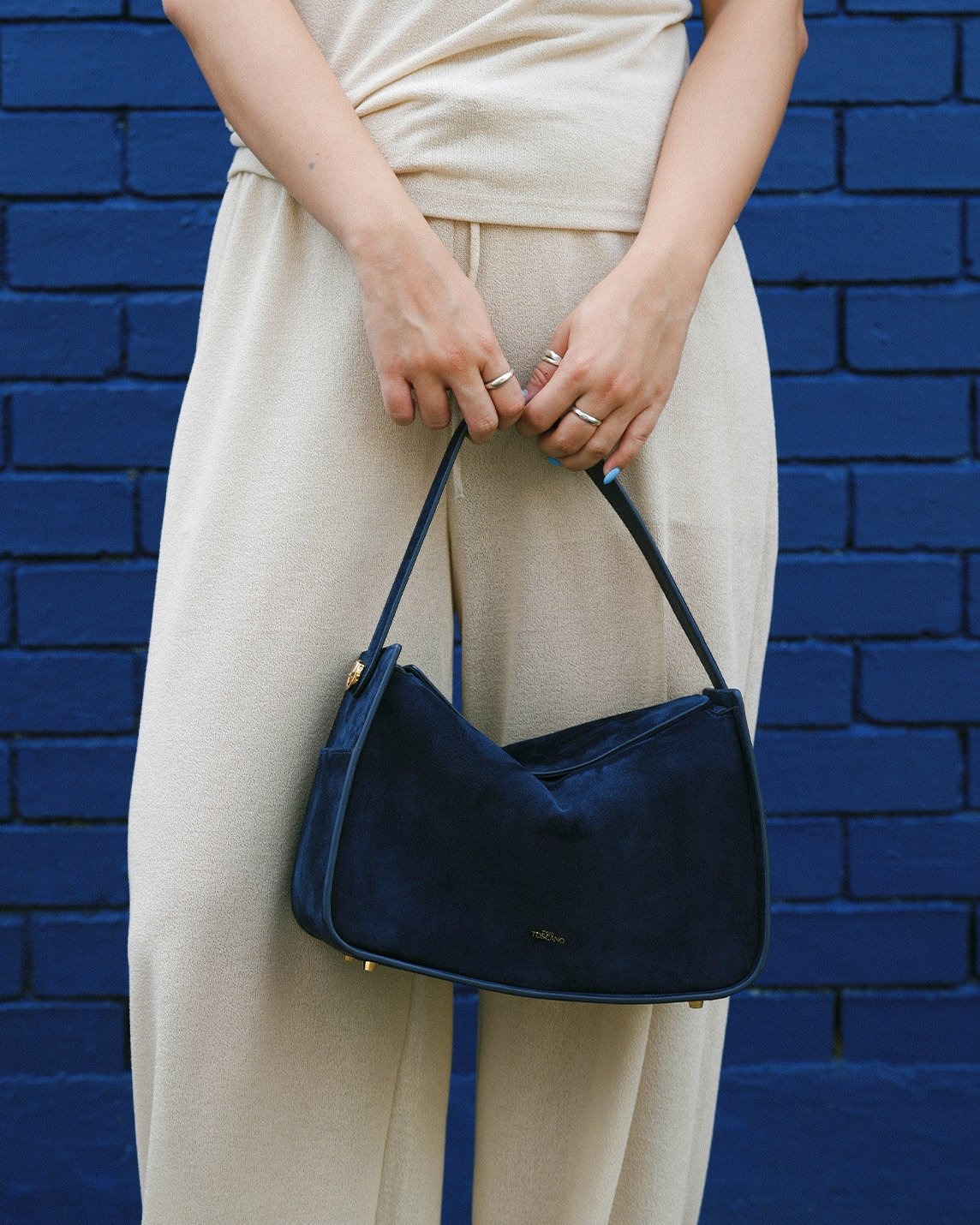 Tocco Toscano Luisa Hobo Halloween กระเป๋าสะพายแฟชั่นผู้หญิง หนังกลับ ...