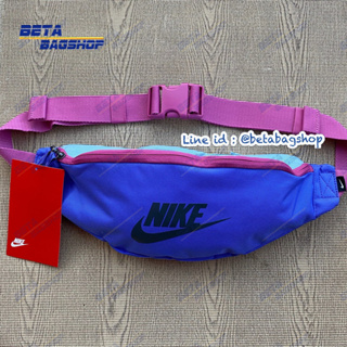 Nike กระเป๋าคาดเอว กระเป๋าคาดอก รุ่น Heritage Hip Pack (BA5750-500) (ลิขสิทธิ์ แท้ 100%)