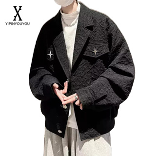 YIPINYOUYOU   เสื้อแจ็คเก็ตผู้ชายแขนยาวสไตล์ฝรั่งเศสระดับไฮเอนด์สไตล์เกาหลีสามารถใส่ได้ทั้งชายและหญิง