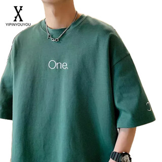 YIPINYOUYOU 2023 ผู้ชายใหม่สไตล์ฮ่องกงเสื้อยืดแฟชั่นแขนสั้นตัวอักษรปักเสื้อยืดนักเรียนคู่สวมใส่
