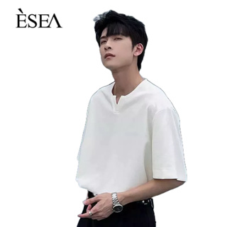 ESEA ผู้ชายแขนสั้นระดับไฮเอนด์หลวมสีทึบทุกการแข่งขันแฟชั่นสบาย ๆ เสื้อยืดคอวีสไตล์เกาหลีเรียบง่าย