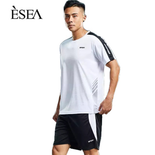 ESEA ชุดสูทผู้ชายผ้าไหมน้ำแข็งแห้งเร็วลำลองขนาดใหญ่วิ่งกีฬาส่วนบางคอกลมกีฬาเสื้อยืดกางเกงขาสั้น