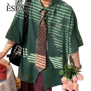 ESEA เสื้อยืดผู้ชายโอเวอร์ไซส์สีทึบลำลองเสื้อเชิ้ตผู้ชายแนวย้อนยุคแนวสตรีทดีไซน์แขนสั้น