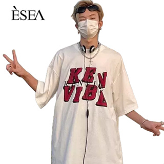 ESEA เสื้อยืดผู้ชายพิมพ์ลายตัวอักษรความรู้สึกเฉพาะผู้ชายเสื้อยืดสไตล์อเมริกันหลวมถนนฮิปฮอปแขนสั้น