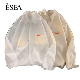 ESEA เสื้อเชิ้ตผู้ชาย สีทึบ เวอร์ชั่นเกาหลี เทรนด์อิน คู่ เสื้อหลวม ผู้ชาย เรียบง่าย ลำลอง แขนยาว ผู้ชายด้านบน