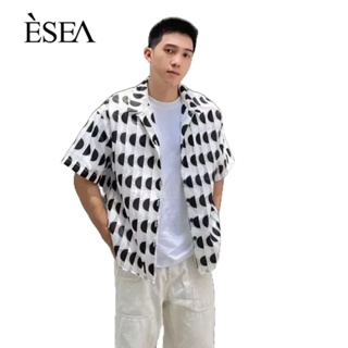 ESEA เสื้อเชิ้ตแขนสั้นผู้ชายลายจุดลายจุดแฟชั่นเข้าชุดกันใหม่เทรนด์ญี่ปุ่นเวอร์ชั่นเกาหลี ins เสื้อยืด