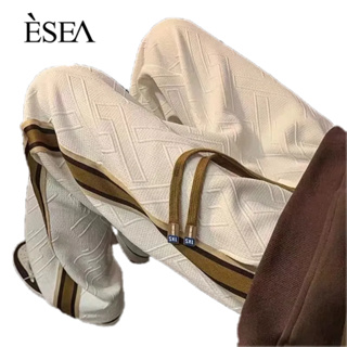 ESEA กางเกงขายาวผู้ชายอารมณ์สบาย ๆ ลายปักป้ายหลวมแฟชั่นตรงกางเกงกีฬาผู้ชาย