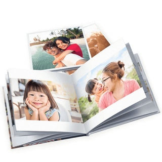 Photobook: โฟโต้บุ๊คทำง่าย ปกแข็ง 6x6 อัลบั้มรูป ของขวัญให้แฟน - ทำเองบนแอป, 20 หน้า