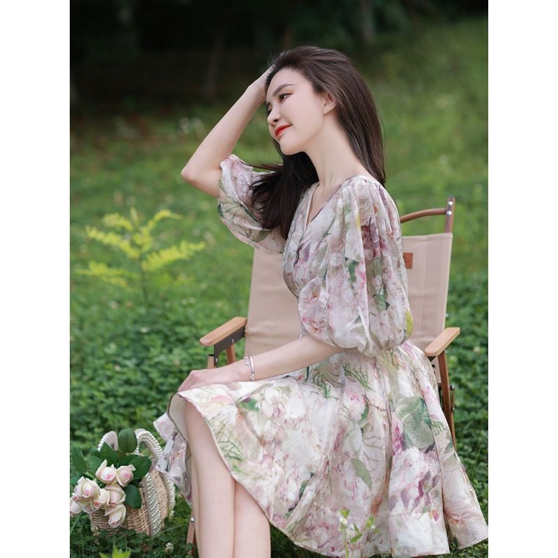 french-gorgeous-floral-v-neck-dress-summer-womens-2023-new-socialite-bubble-sleeve-waist-slim-unkempt-skirt
