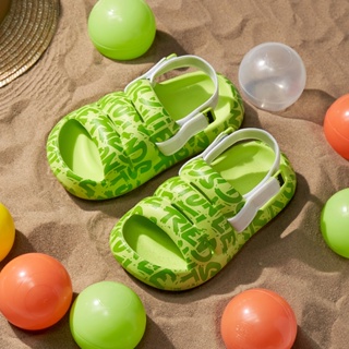 รองเท้าแตะ Crocs พื้นนิ่ม กันลื่น ขนาดใหญ่ เหมาะกับเดินชายหาด แฟชั่นฤดูร้อน สําหรับเด็กผู้ชาย และเด็กผู้หญิง 2023