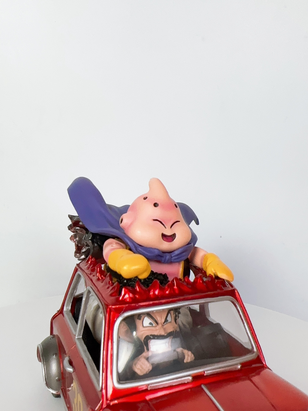 Majin Buu โมเดลนั่งบนรถ Mr Santa, dragonbgall Ma Bu vs Santa รุ่น 12cm ...