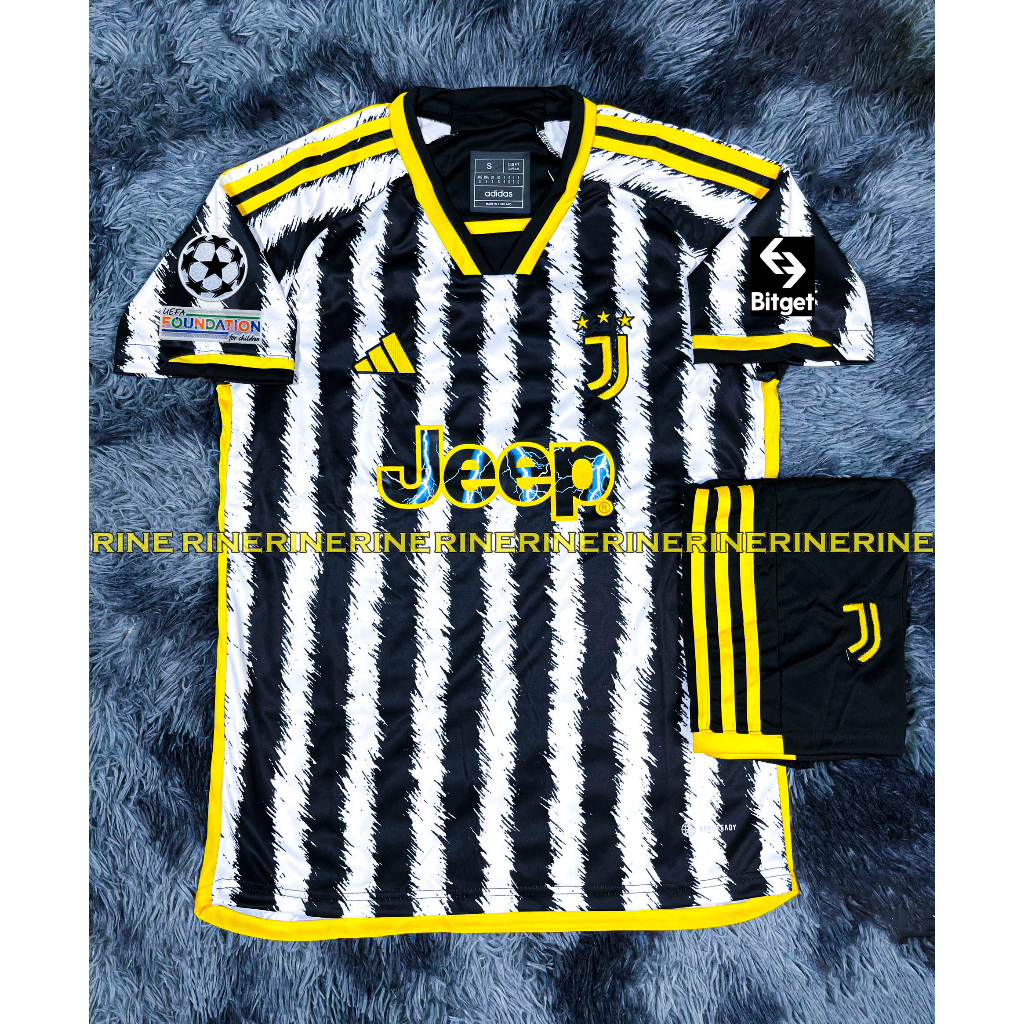 Juve - สนามฟุตบอลยูเวนตุสในฤดูกาล 2024-2025 พัดลมซุปเปอร ์ ประเทศไทย