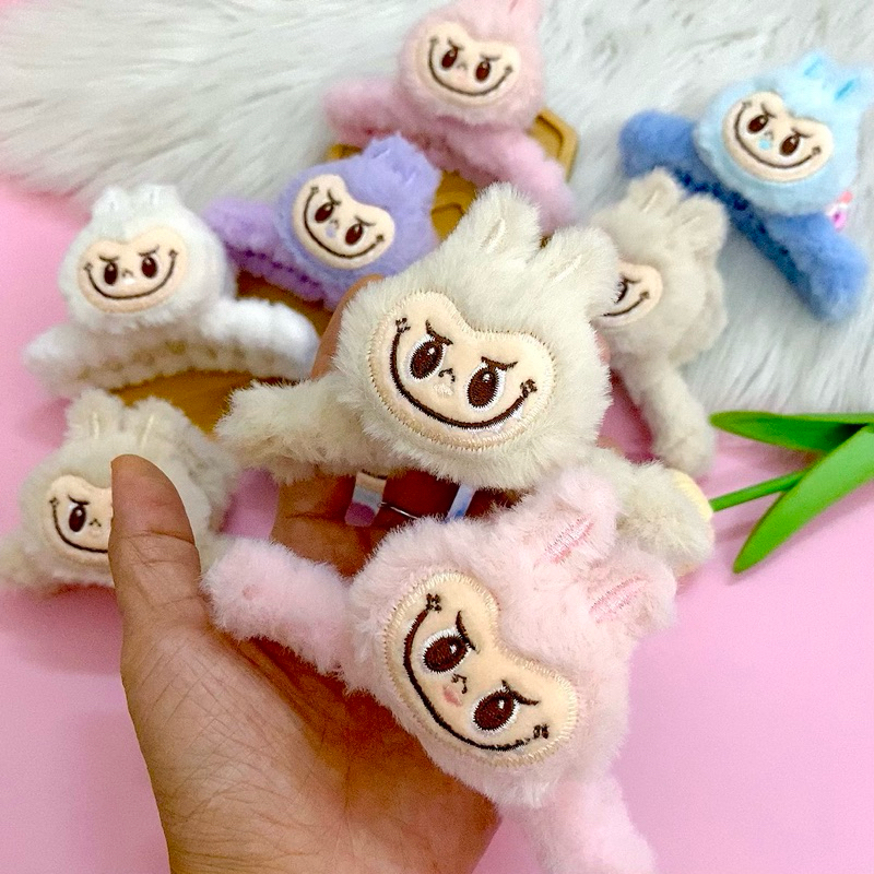 Labubu Bear กิ๊บติดผมกรามฉลามขนาดใหญ่ - กิ๊บติดผม Labubu ผสมขนกํามะหยี่ ...