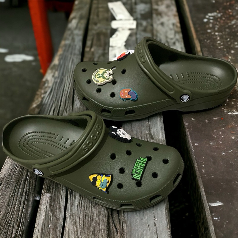 CROCS จระเข้ คลาสสิค กองทัพเขียว ต้นตํารับ มีตําหนิ ของแท้ (พร้อม จิ๊บ ...